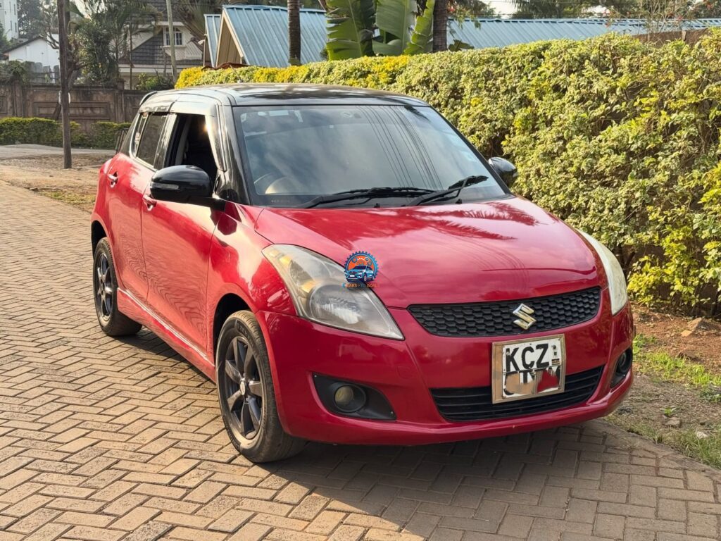 2012,Suzuki Swift