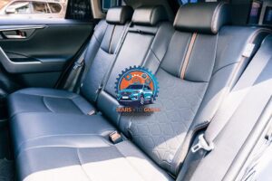 Toyota RAV4 Adventure — photo 5