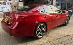 Nissan Skyline 200GT — photo 2