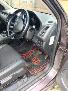 2019,Honda Vezel Hybrid — photo 3
