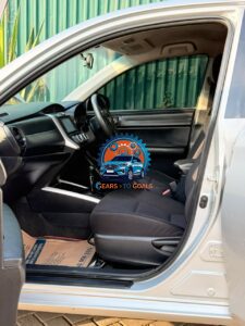 2015,Toyota Fielder — photo 4