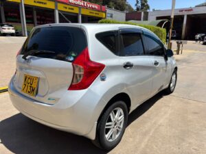 Nissan Note — photo 4