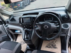 Nissan NV200 — photo 3