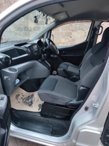 Nissan NV200 — photo 5