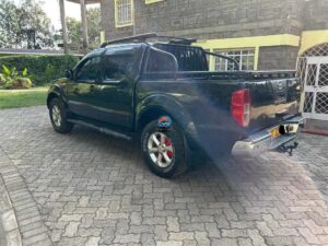 Nissan Navara — photo 2