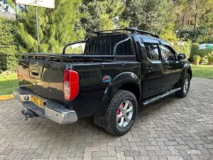 Nissan Navara — photo 4