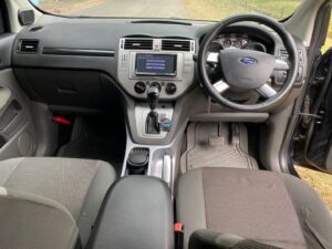 Ford Kuga — photo 2