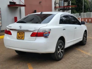 Toyota Premio — photo 2
