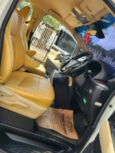 Toyota Vellfire — photo 14