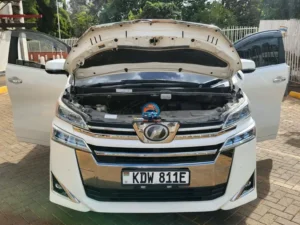 Toyota Vellfire — photo 12