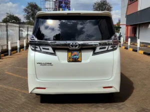 Toyota Vellfire — photo 11
