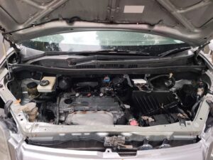Toyota Noah — photo 10