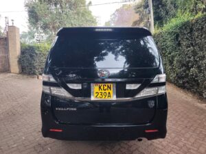 Toyota Vellfire — photo 12