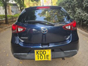 Mazda Demio — photo 6