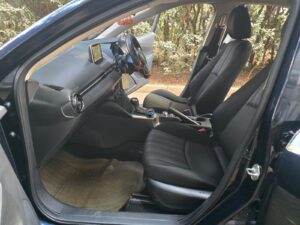 Mazda Demio — photo 4