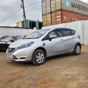2019,Nissan Note,E-Power — photo 6