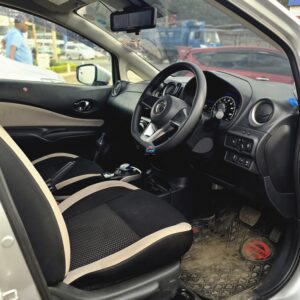 2019,Nissan Note,E-Power — photo 3