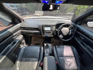 2016,Mitsubishi Outlander — photo 5